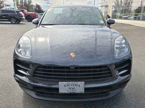 2021 Porsche Macan S