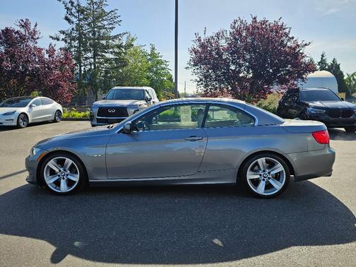 Space Gray Metallic 2011 BMW 328 i