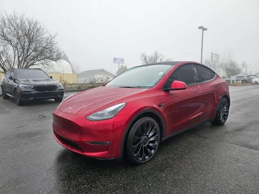 2024 Tesla Model Y Performance