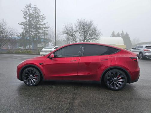 2024 Tesla Model Y Performance