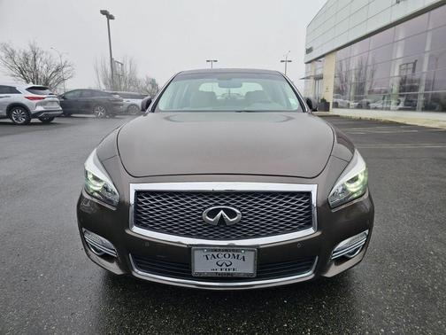 2018 INFINITI Q70 3.7X LUXE
