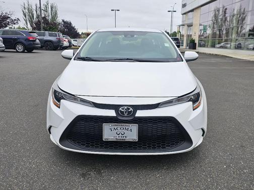 White 2022 Toyota Corolla LE