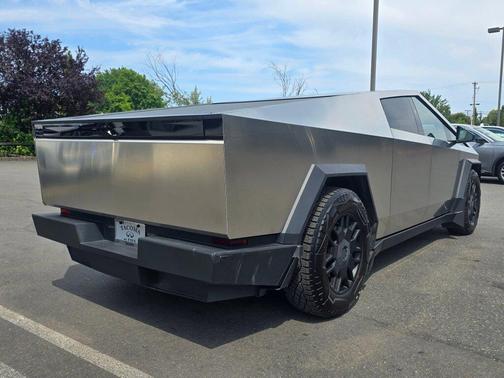 2024 Tesla Cybertruck Base