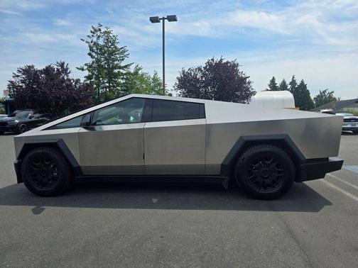 2024 Tesla Cybertruck Base