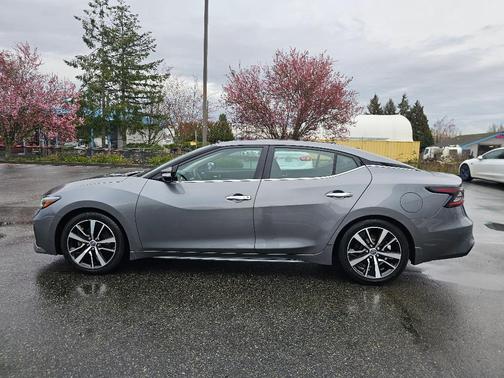 Gun Metallic 2023 Nissan Maxima 3.5 SV