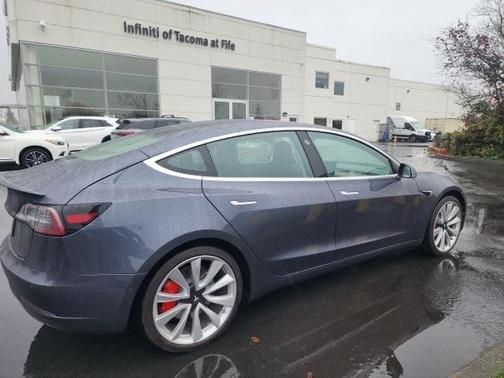2018 Tesla Model 3 Long Range