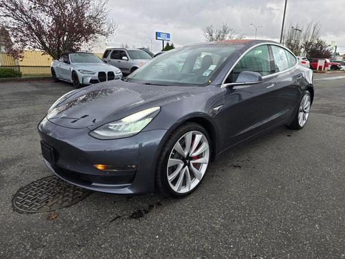 2018 Tesla Model 3 Long Range