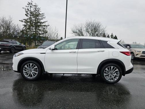 2025 INFINITI QX50 Luxe