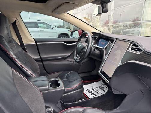 2013 Tesla Model S Performance