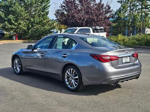 2024 INFINITI Q50 LUXE