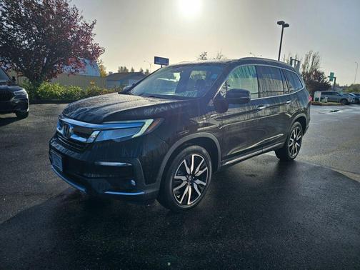 2022 Honda Pilot Touring 7-Passenger