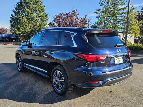 2017 INFINITI QX60 Base