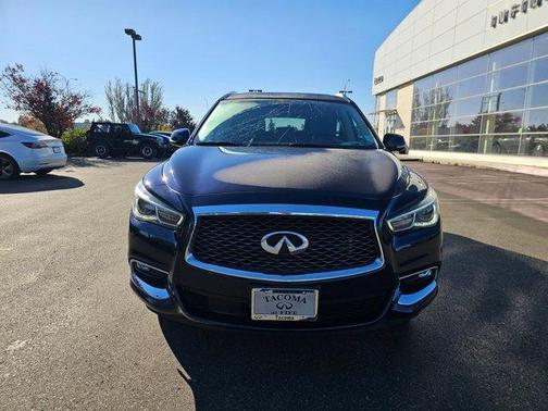 2017 INFINITI QX60 Base