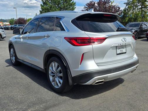 2021 INFINITI QX50 Luxe