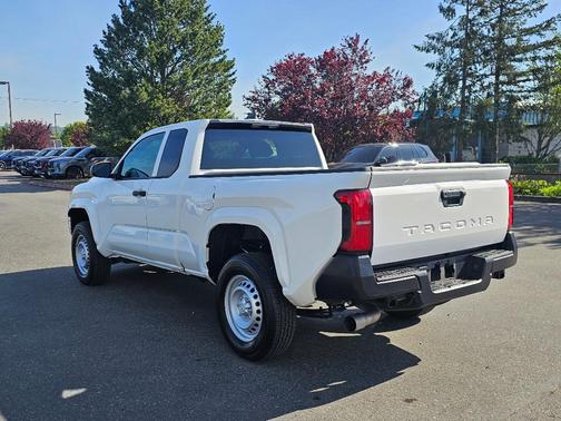 Ice 2024 Toyota Tacoma SR