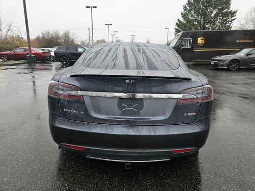2015 Tesla Model S P85D