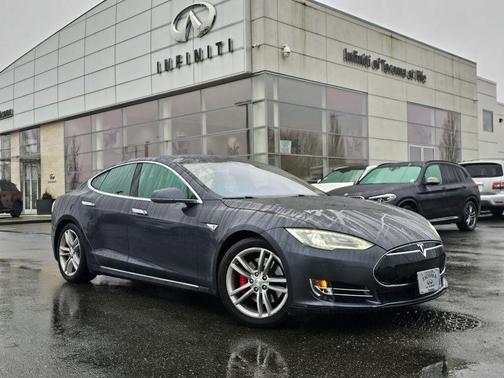2015 Tesla Model S P85D