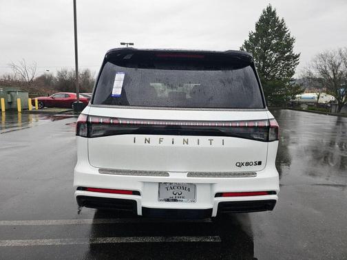 2026 INFINITI QX80 SPORT