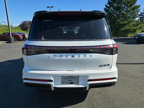XKJ 2027 INFINITI QX80 AUTOGRAPH