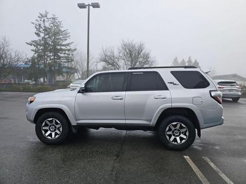 2024 Toyota 4Runner TRD Off Road Premium