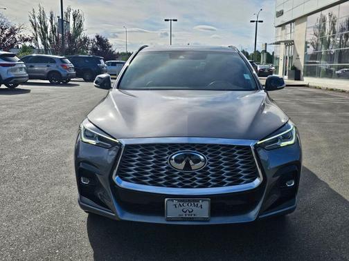2023 INFINITI QX55 LUXE