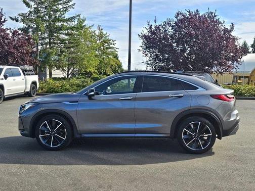 2023 INFINITI QX55 LUXE
