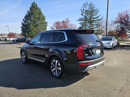 Ebony Black 2022 Kia Telluride SX