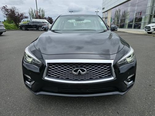 2022 INFINITI Q50 LUXE