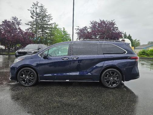 Blue 2022 Toyota Sienna