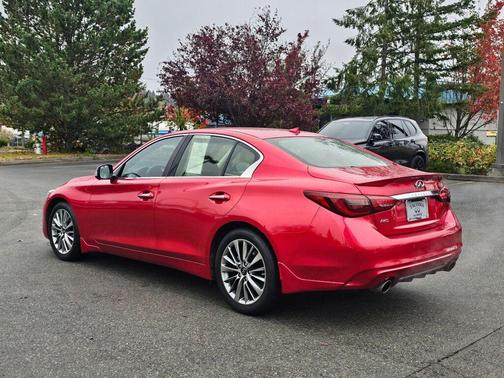2023 INFINITI Q50 LUXE