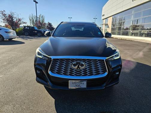 2023 INFINITI QX55 LUXE