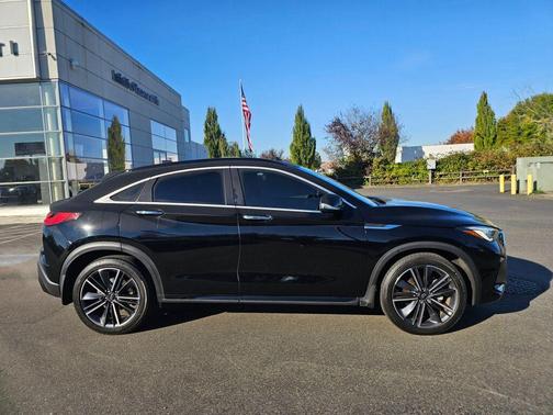 2023 INFINITI QX55 LUXE