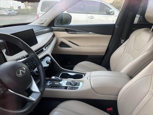 2022 INFINITI QX60 Luxe