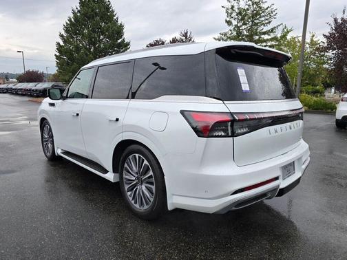 2026 INFINITI QX80 Luxe