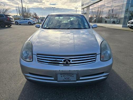 2004 INFINITI G35 Base