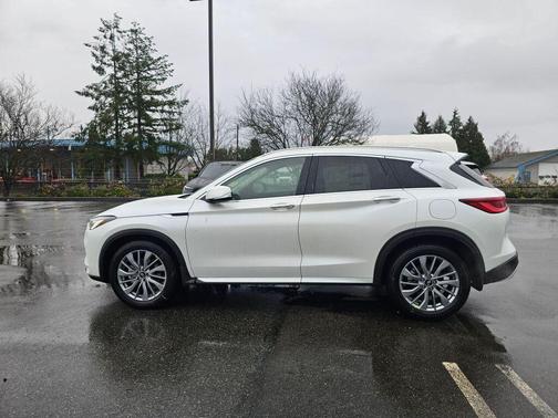 2025 INFINITI QX50 Luxe