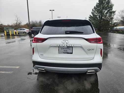 2025 INFINITI QX50 Luxe