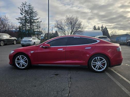 2014 Tesla Model S Base