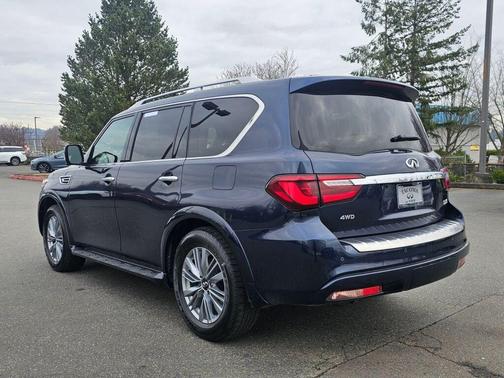 2024 INFINITI QX80 Luxe