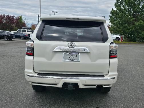 Blizzard Pearl 2019 Toyota 4Runner Limited
