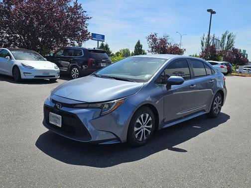 CELESTITE 2022 Toyota Corolla Hybrid LE