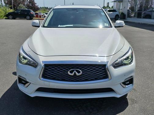 2024 INFINITI Q50 LUXE