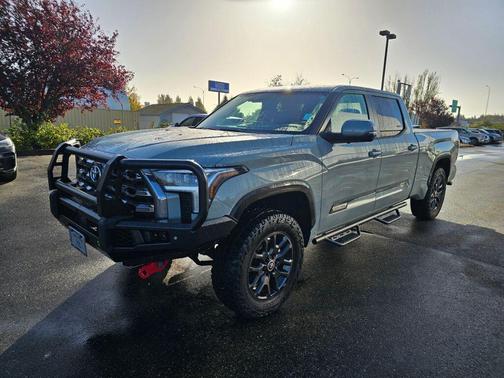2024 Toyota Tundra Platinum