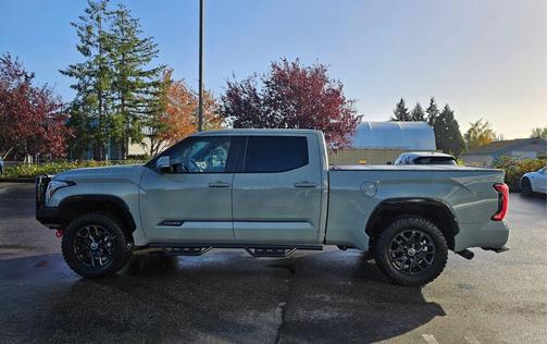 2024 Toyota Tundra Platinum