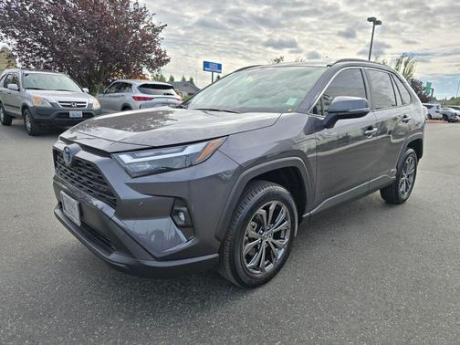 2023 Toyota RAV4 Hybrid XLE Premium