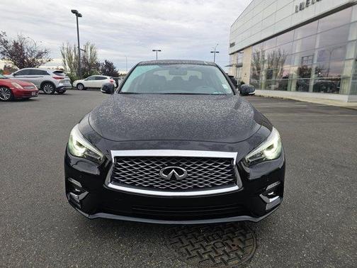 2023 INFINITI Q50 LUXE