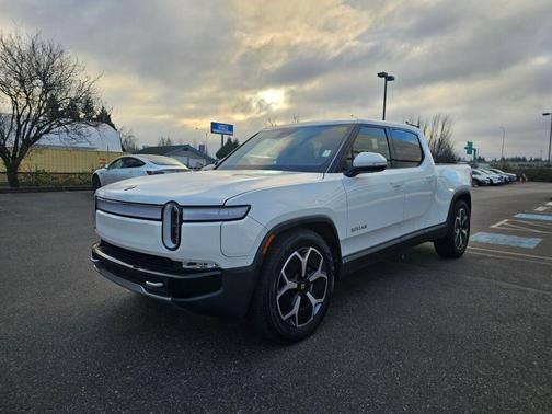 2023 Rivian R1T Adventure Package