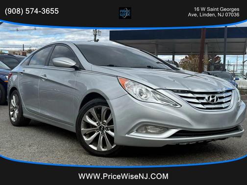 2011 Hyundai SONATA SE