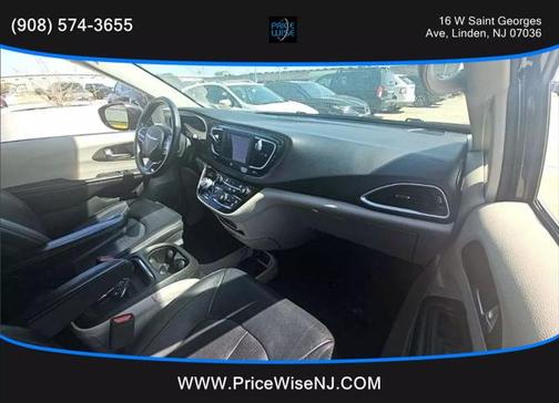 2018 Chrysler Pacifica Touring-L