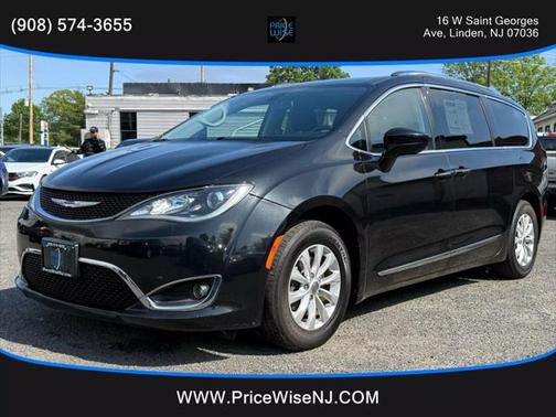 2018 Chrysler Pacifica Touring-L